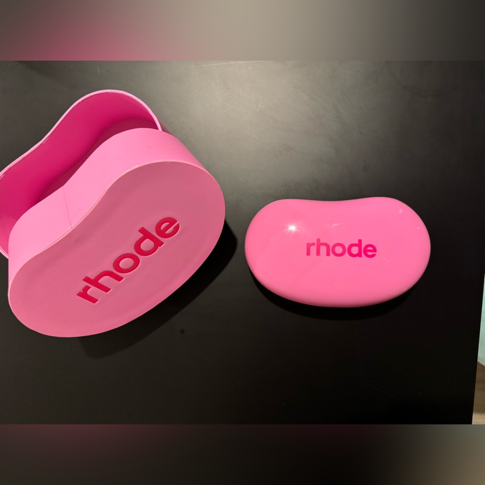 RHODE Jelly Bean pouch